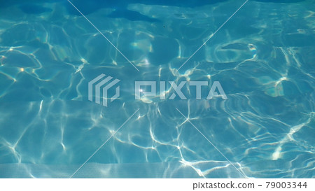 Solar glare on the water in the pool Solar glare on the water in the pool 79003344