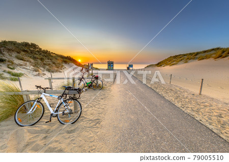 Sunset View over ocean from dune in Zeeland Sunset View over ocean from dune in Zeeland 79005510