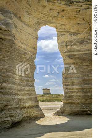 Monument Rocks National Natural Landmark 79005866