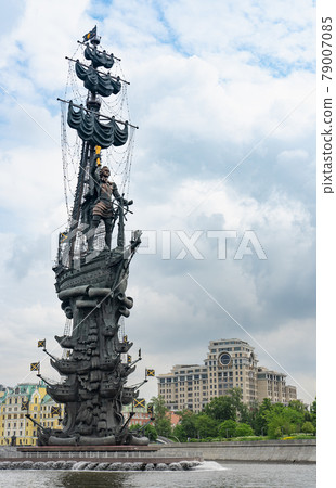 Russia, Moscow Peter the Great monument to the 300th anniversary of the Russian Navy 79007085