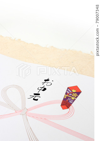 It is an image of Japanese paper and a gift of midyear gifts. I would like to express my gratitude to my loved ones. It is an image of Japanese paper and a gift of midyear gifts. I would like to express my gratitude to my loved ones. 79007348