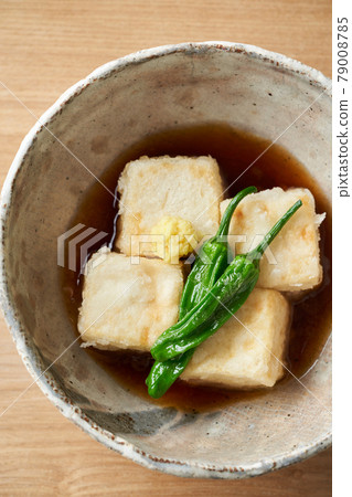 Deep-fried tofu Deep-fried tofu 79008785
