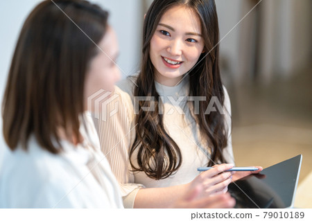 Business consultation Contract explanation Sales operation Inheritance Investment Casual customer visitor Meeting Business consultation Contract explanation Sales operation Inheritance Investment Casual customer visitor Meeting 79010189