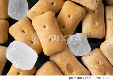 Bread 79011240
