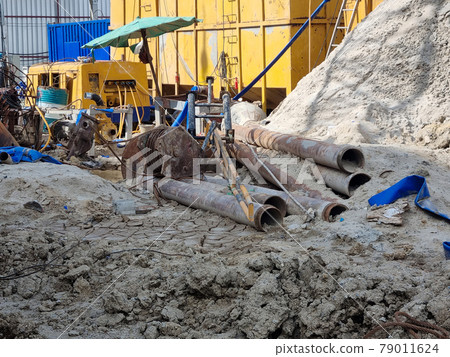 Cranes on the construction site area industry machine of drilling piles Cranes on the construction site area industry machine of drilling piles 79011624