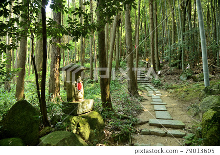 Iwatoyama 13 Buddha Trail Entrance [Omihachiman City, Shiga Prefecture] 79013605