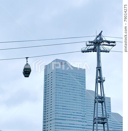 空中步行 79014275