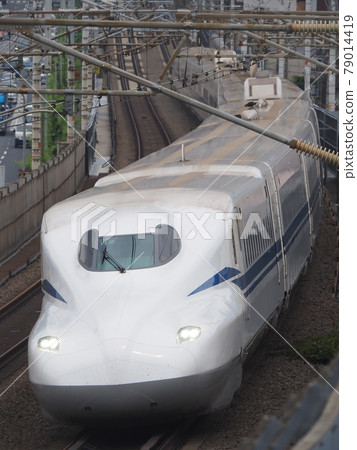 山科附近的新幹線 N700S H2 編隊 山科附近的新幹線 N700S H2 編隊 79014419