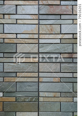 外牆和圍欄上圖案和材料的設計變化 外牆和圍欄上圖案和材料的設計變化 79016201