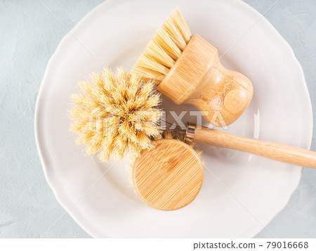 Zero waste plastic free reusable dish house washing wooden brushes as natural cleaning tools 79016668