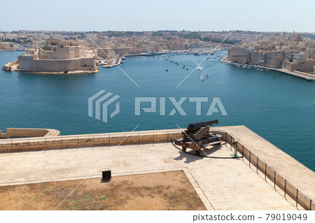 The Saluting Battery corner, Valletta Malta 79019049