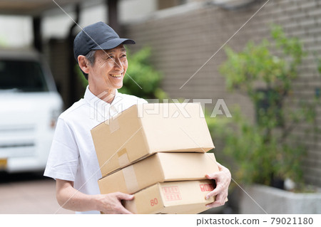 送貨、配送、中年男性 79021180