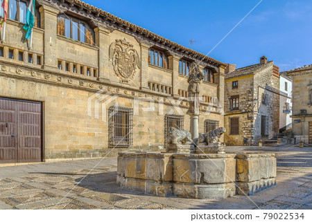 Fountain of the Lions, Baeza 79022534