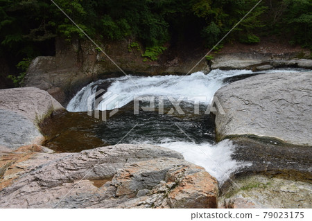 [Numata City, Gunma Prefecture] Masuhi Waterfall 79023175