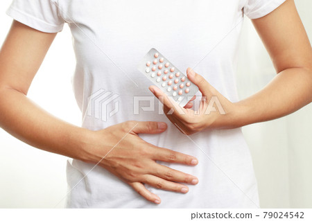 Birth control pills for teenage girls Birth control pills for teenage girls 79024542