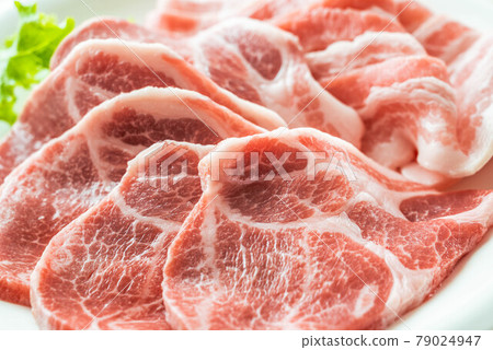 豬肩肉和玫瑰 豬肩肉和玫瑰 79024947