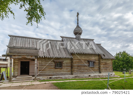 Wooden chapel, Staraya Ladoga, Russia Wooden chapel, Staraya Ladoga, Russia 79025421