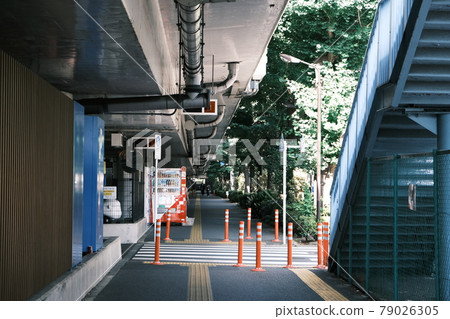 A mixture of man-made objects and nature 79026305