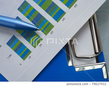 Business image, graph, binder Business image, graph, binder 79027412