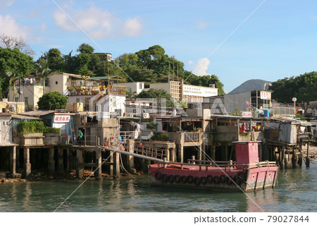 Sam Ka Tsuen typhoon shelter harbor, Yau Tong, HK 19 Sept 2005 79027844