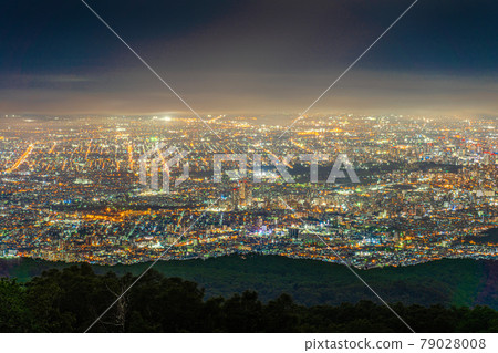 北海道札幌夜景日本新三大夜景城市景觀手稻山未開發風光HDR 79028008