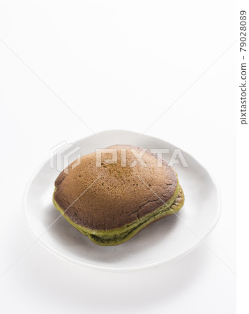 Raw dorayaki matcha flavor 79028089