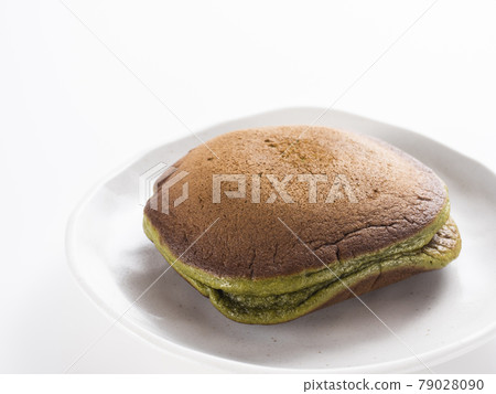 Raw dorayaki matcha flavor 79028090