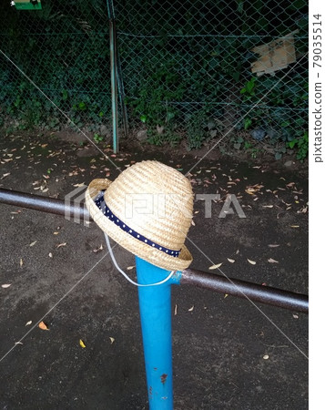 Children's hat 79035514