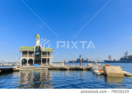 Yokohama_Pukarisanbashi 79038229