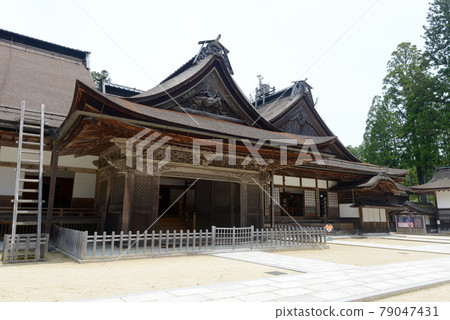 Koyasan Kongobuji Temple Main entrance, Koya Town, Wakayama Prefecture Koyasan Kongobuji Temple Main entrance, Koya Town, Wakayama Prefecture 79047431