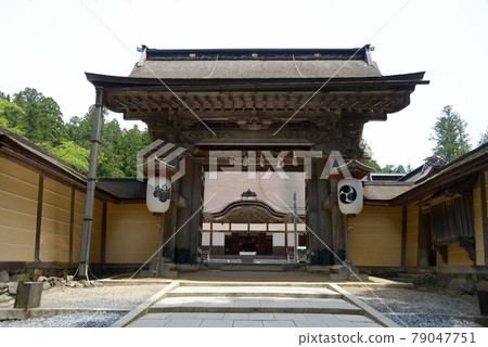 和歌山縣高野鎮高野山金剛峰寺正門 79047751