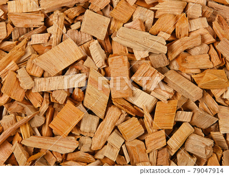 Hardwood alder chips for food smoking Hardwood alder chips for food smoking 79047914