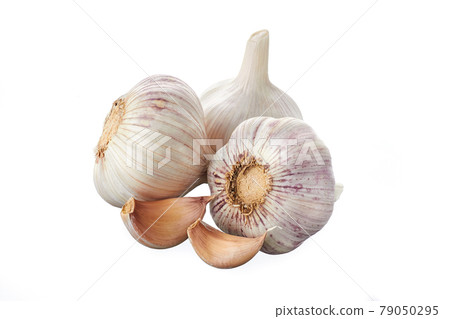 Fresh garlic head on white background isolated 79050295