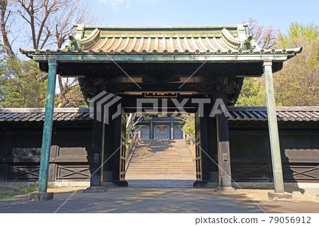 湯島神社的出雲門 湯島神社的出雲門 79056912