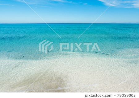 Turquoise water in Stintino 79059002