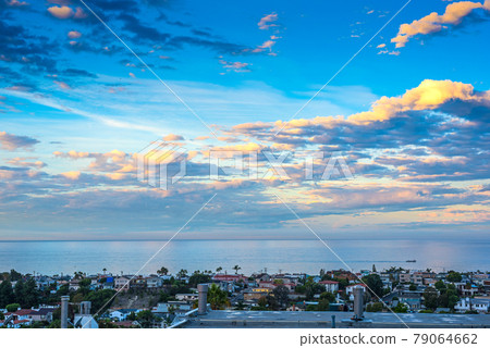 Cloudy sky over Hermosa Beach 79064662