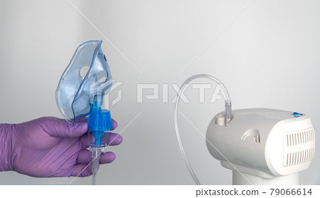nebulizer that performs inhalation using the spray of a medicinal substance. 79066614