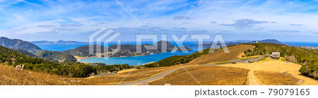 燒河內山口後的全景[長崎縣平戶市] 79079165