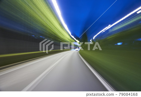 夜駕車載攝像頭慢快門 夜駕車載攝像頭慢快門 79084168