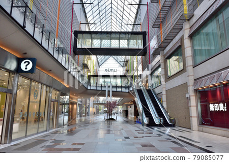 April 2020 Harborland "umie" under the first state of emergency 79085077