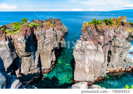 Rocky area on the Jogasaki coast, Ito City, Shizuoka Prefecture 79089933