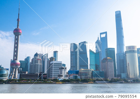 《上海》早晨欣賞上海天際線和外灘的景色 79095554