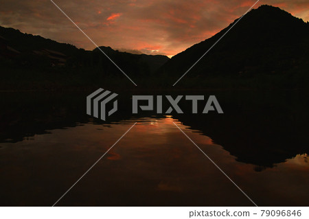 Sunset water mirror Sunset water mirror 79096846