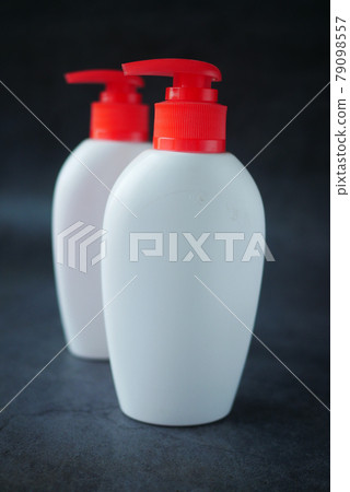 hand wash liquid in a container  79098557