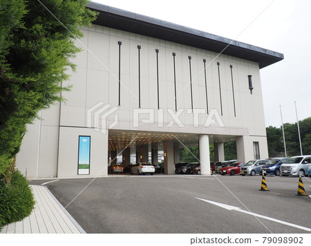 Former Nagoya Castle Hotel Entrance Former Nagoya Castle Hotel Entrance 79098902
