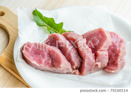 Pork fillet slice Pork fillet slice 79100514
