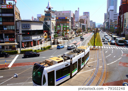 豐橋鐵道城市線、超低地板列車熱電車風景 豐橋鐵道城市線、超低地板列車熱電車風景 79102248