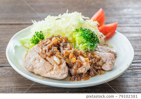 Sauteed pork fillet with japone sauce Sauteed pork fillet with japone sauce 79102381