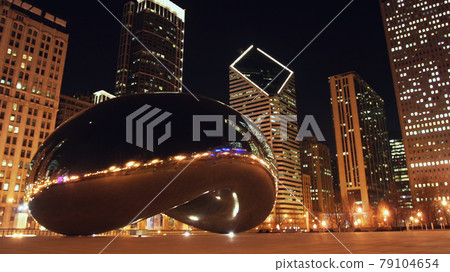Cloud Gate in Chicago millenium park at night Cloud Gate in Chicago millenium park at night 79104654