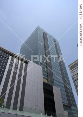 Shinjuku skyscrapers Blue sky skyscrapers Shinjuku skyscrapers Blue sky skyscrapers 79118569